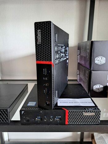 Lenovo Intel Core i7 7700 8GB 256GB SSD geen besturingssysteem